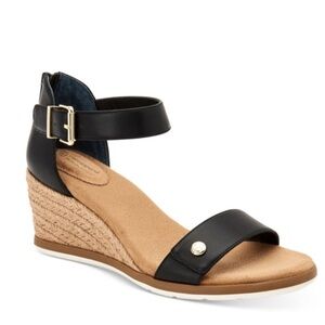GIANI BERNINI Cushioned Daytonn Wedge Zip-Up Espadrille Shoes